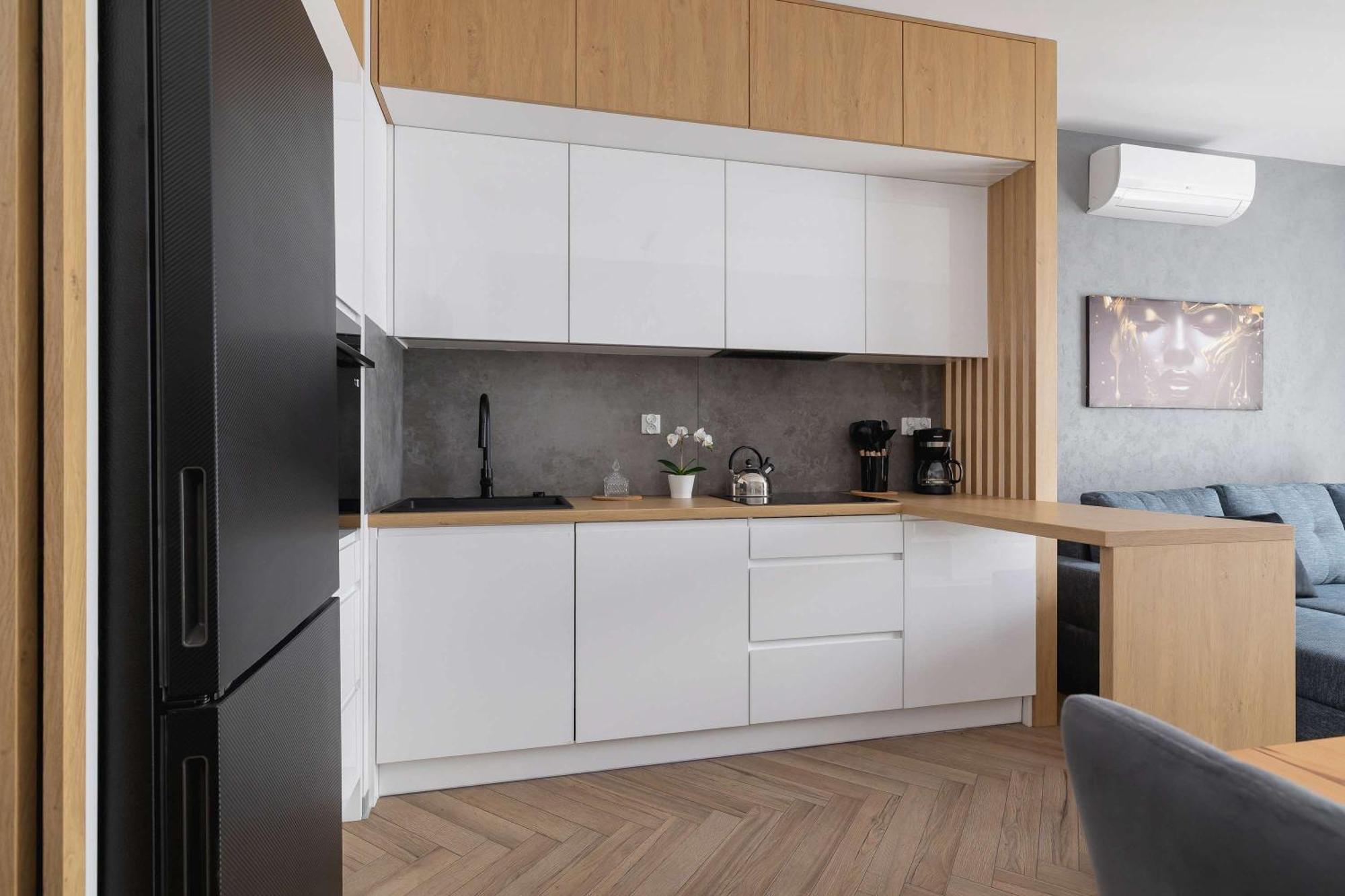 Nowoczesny W Krakowie Z Klimatyzowanym Salonem Dwa Miejsca Postojowe By Renters Krakau